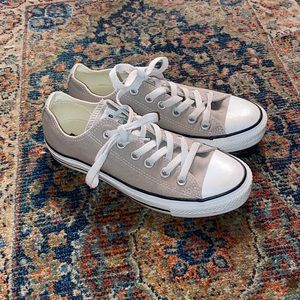 Converse Size 7